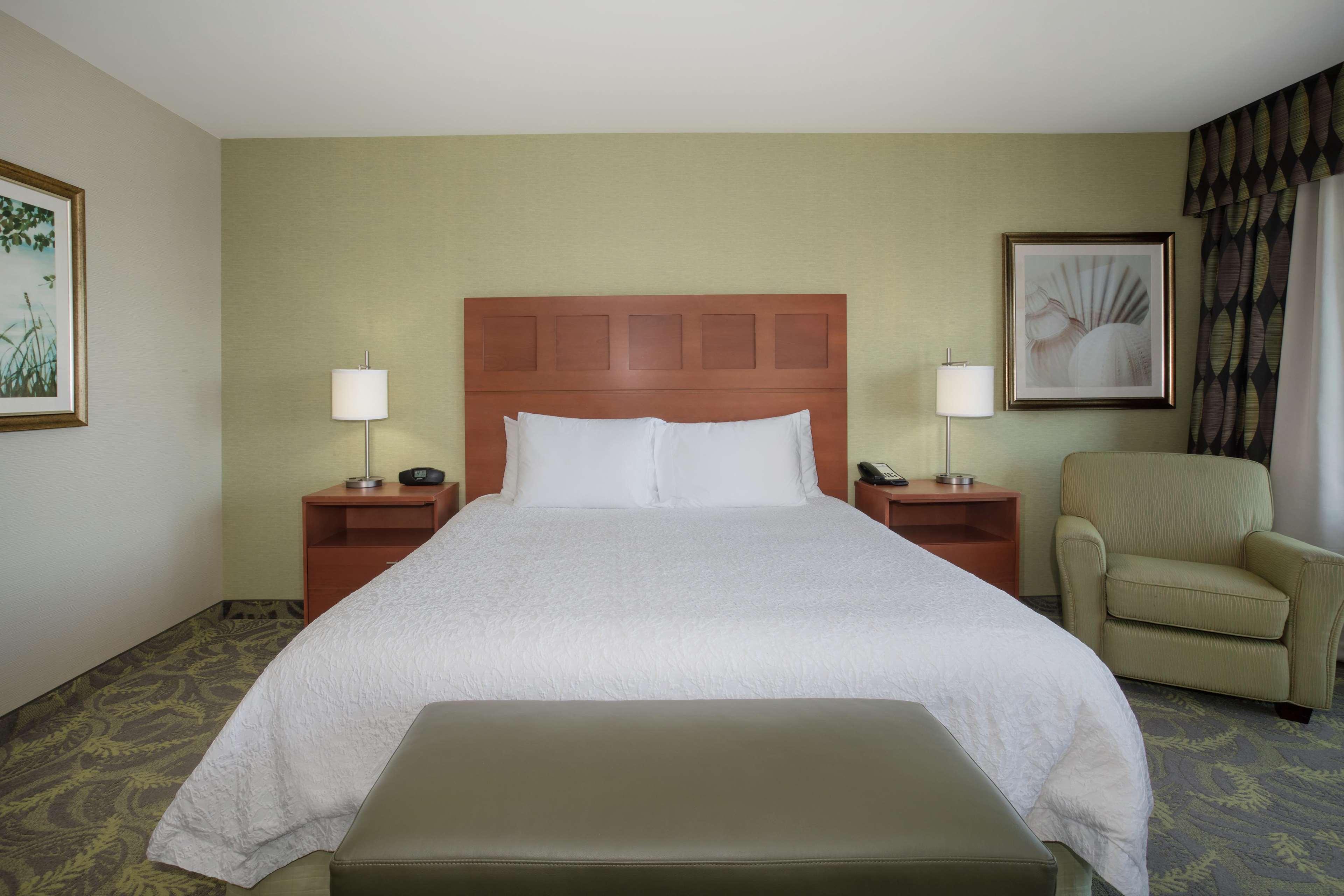 Hampton Inn & Suites Astoria Ngoại thất bức ảnh