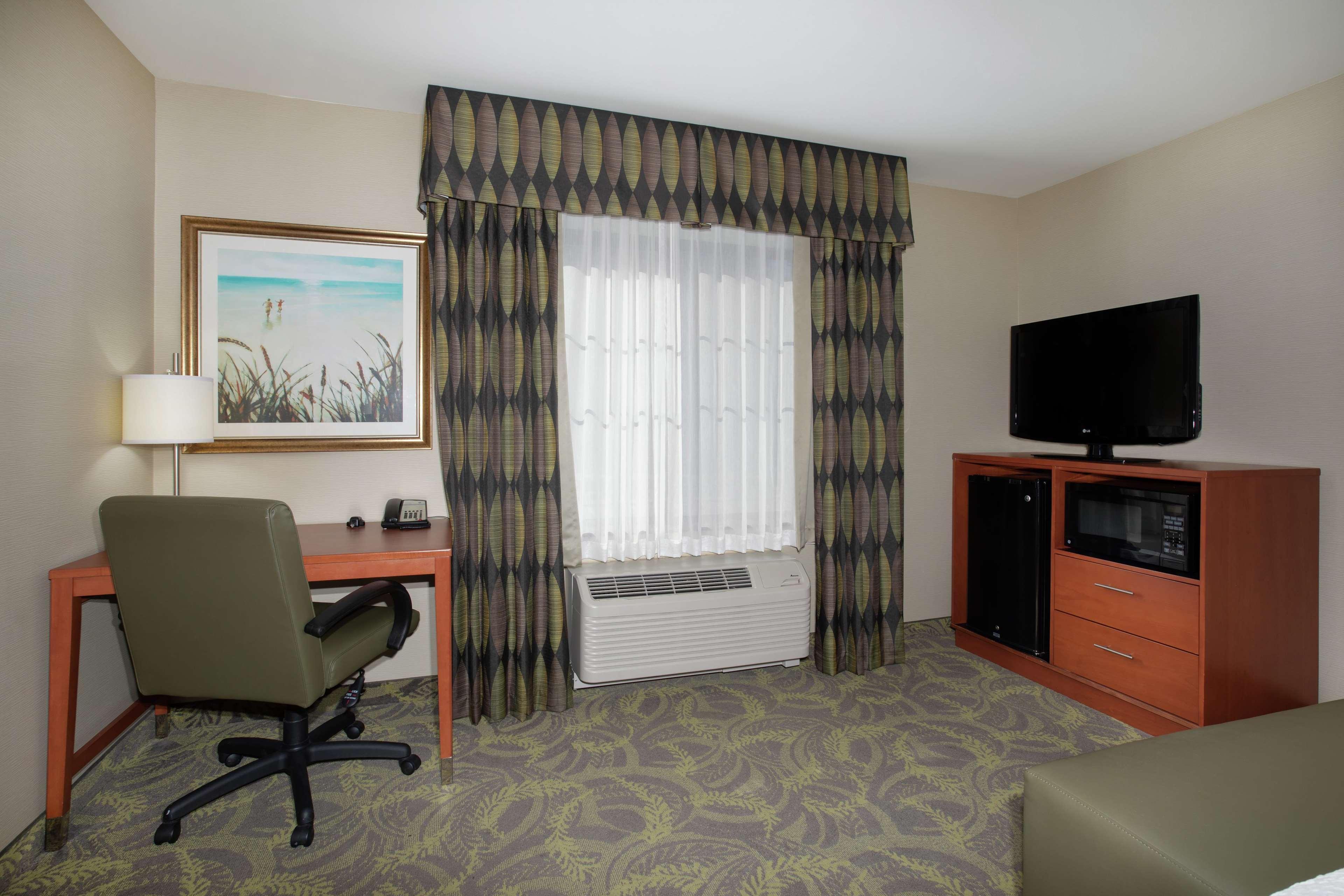Hampton Inn & Suites Astoria Ngoại thất bức ảnh