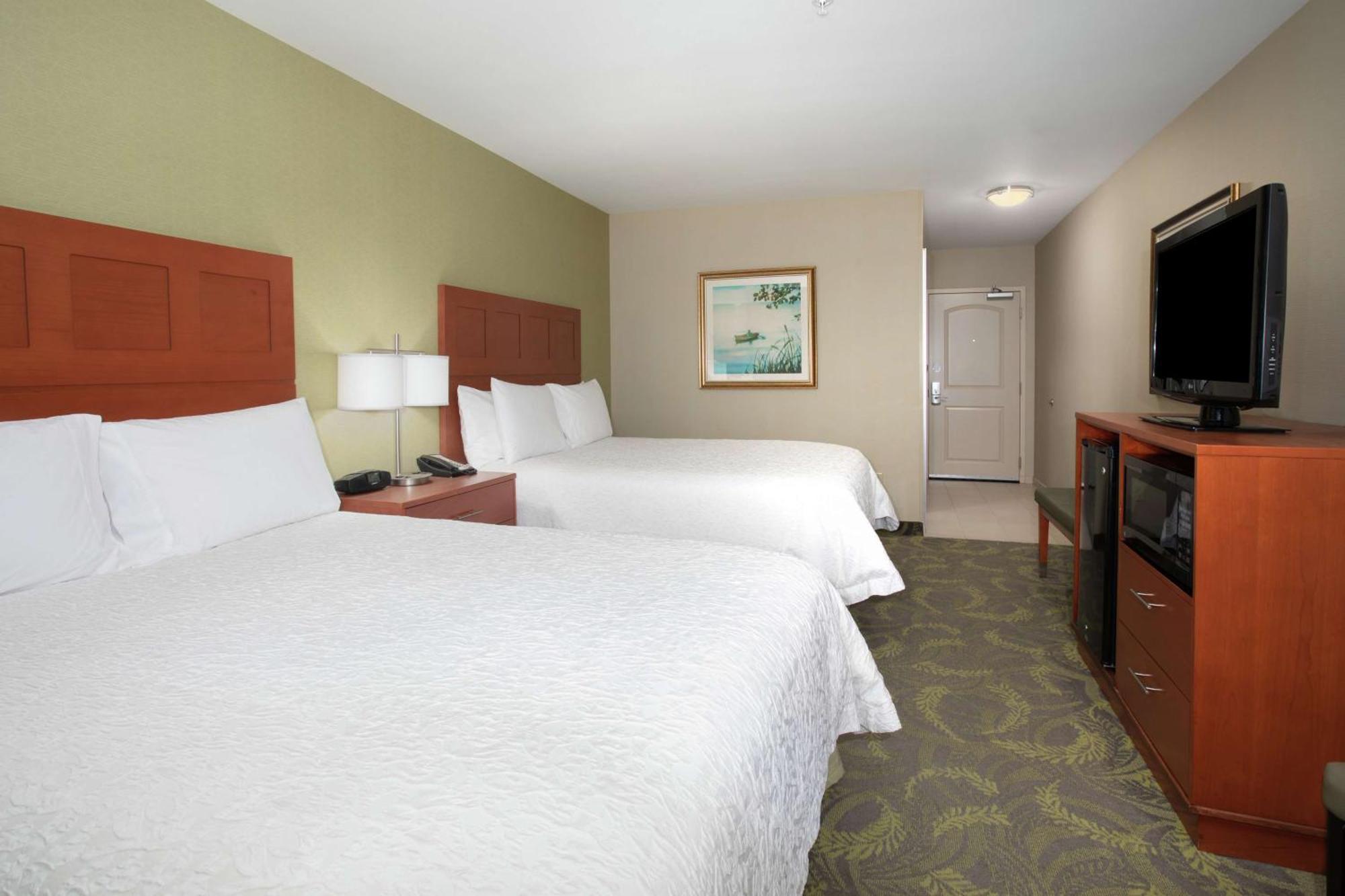 Hampton Inn & Suites Astoria Ngoại thất bức ảnh