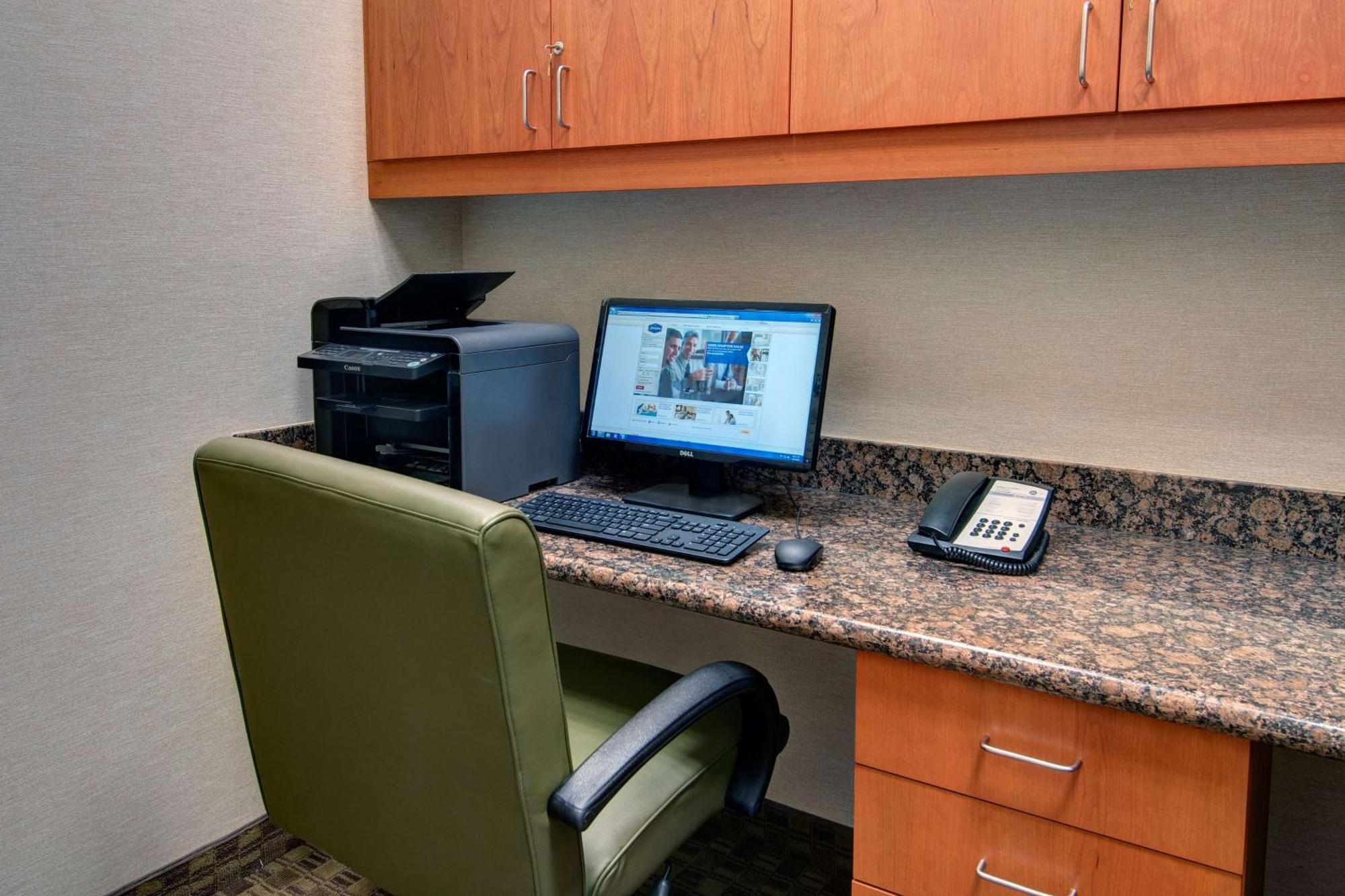 Hampton Inn & Suites Astoria Ngoại thất bức ảnh