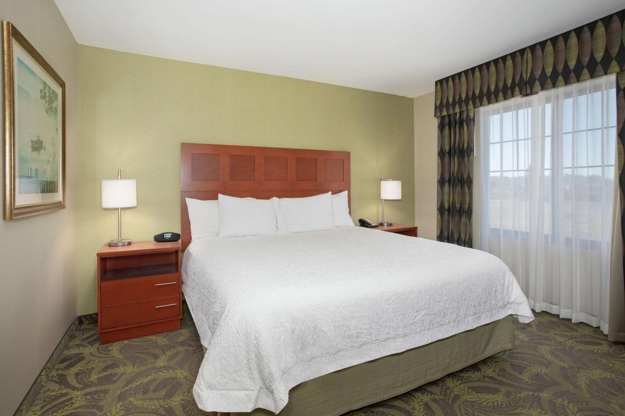 Hampton Inn & Suites Astoria Ngoại thất bức ảnh